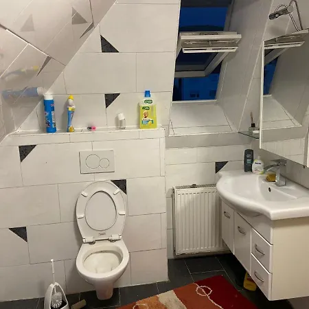 Pansiyon 1 Mit Bad Und Kueche In 2 *